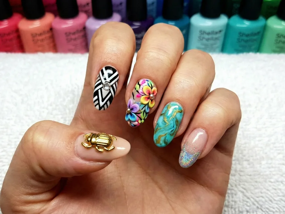 Everlasting Shine: Professional Shellac Nail Ritual